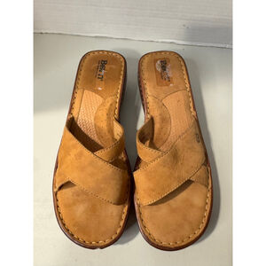 Born Tan Leather Wedge Sandals Women's Size 10